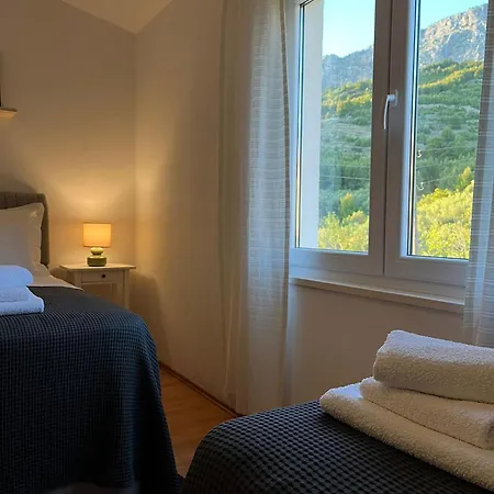 Apartmán Curnic *