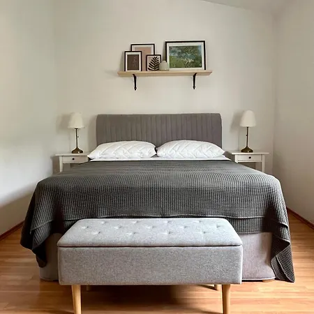 Curnic Jesenice (Split-Dalmatia)