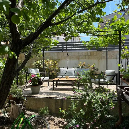 Curnic Apartment Jesenice (Split-Dalmatia)