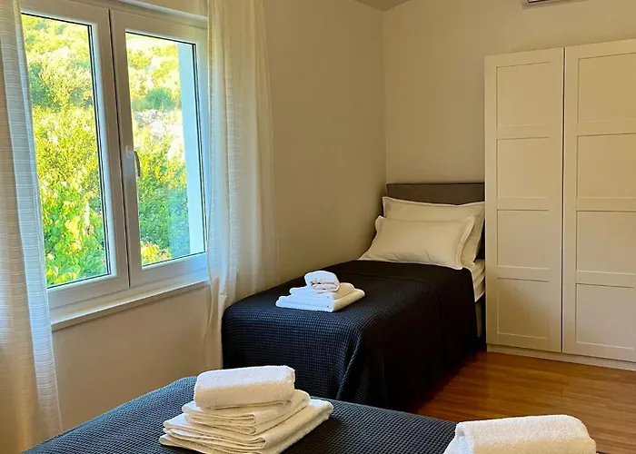 Curnic Appartement Jesenice (Split-Dalmatia)